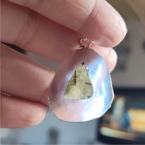 Necklace, Prehnite Pendant, 925 Silver Plated, Prehnite Pendant - Picture 3 of 5